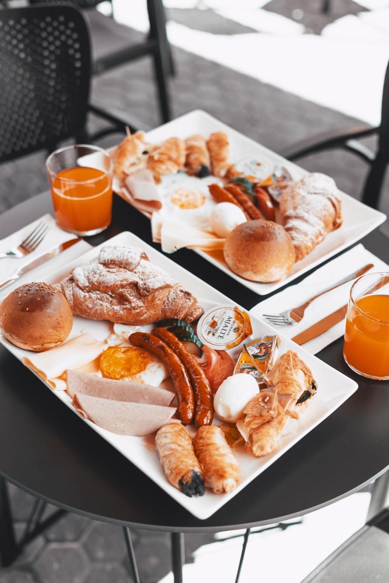 Beke Hotell Vlorë