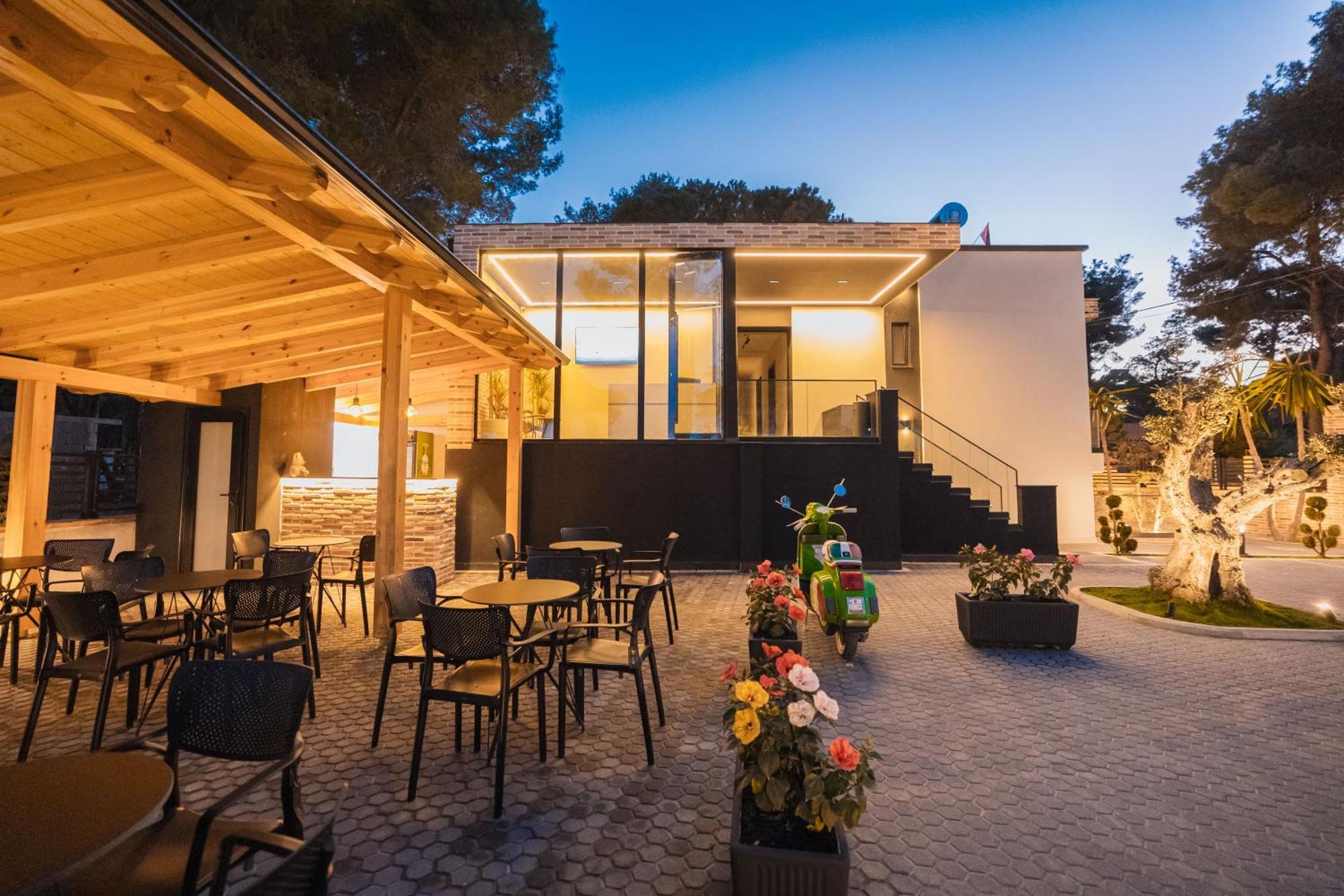 Beke Hotell Vlorë